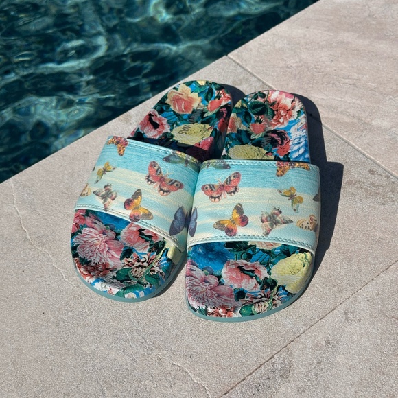 Johnny Was Costa Azul Butterfly Pool Slides Sandal 8M - Picture 1 of 10
